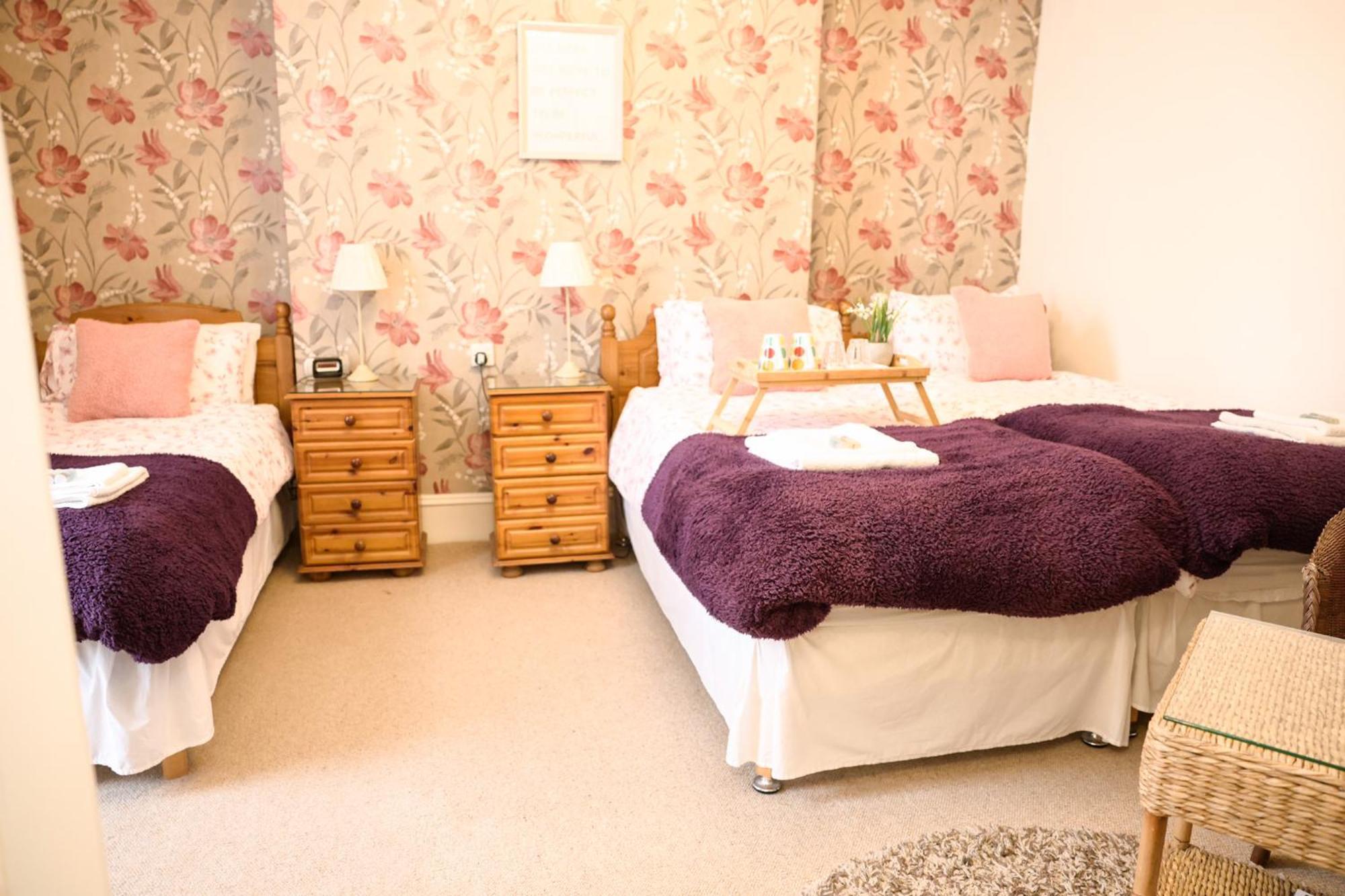 Hallmark Guest House แอเบอร์ดีน ภายนอก รูปภาพ