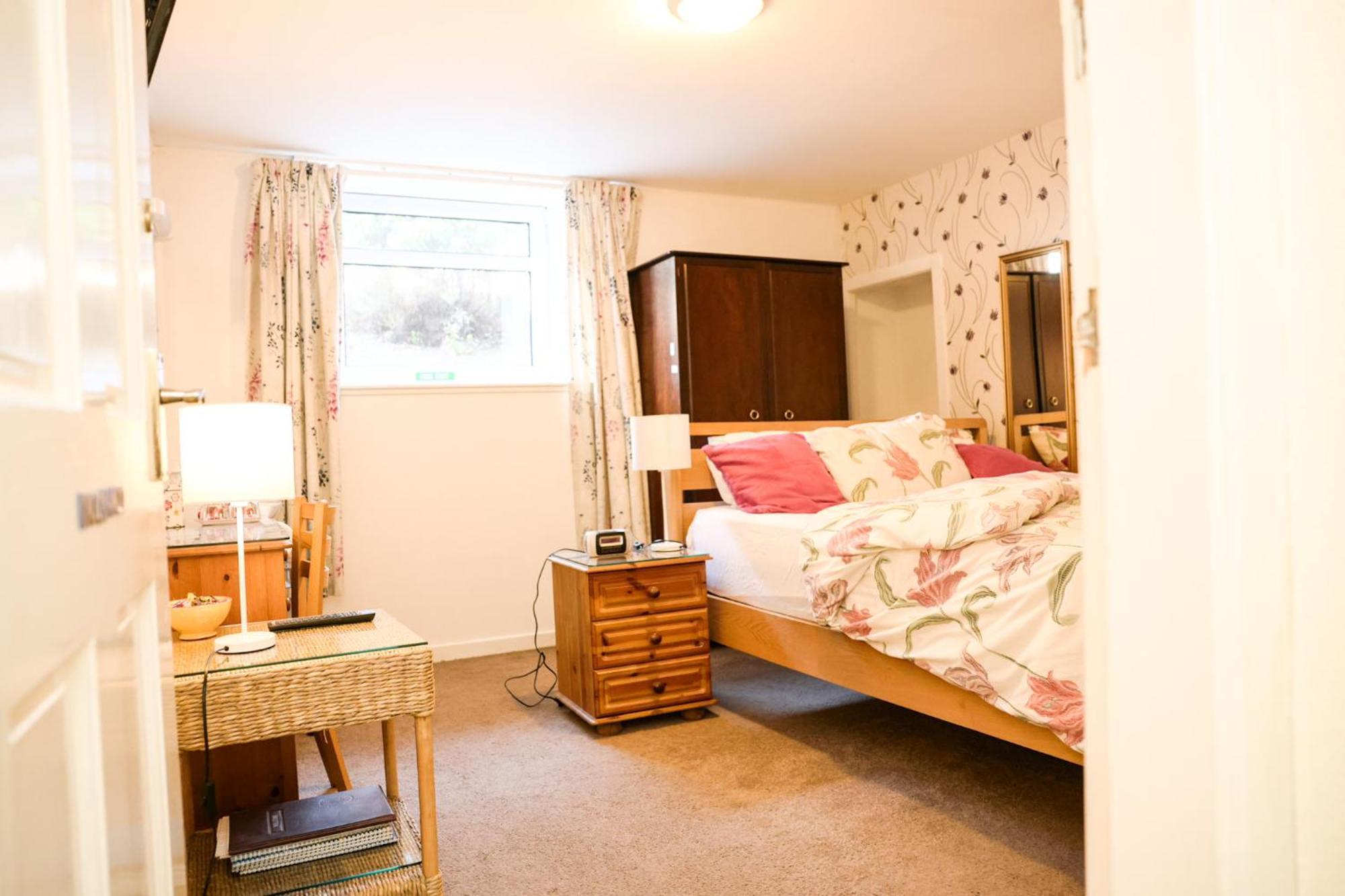 Hallmark Guest House แอเบอร์ดีน ภายนอก รูปภาพ